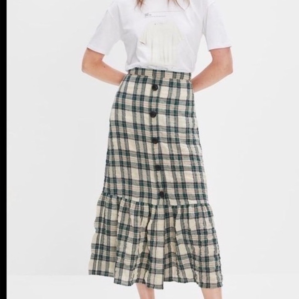 Zara Boho Midi Skirt Women's Size M Green Plaid A-Line Ruffle Hem Cottagecore